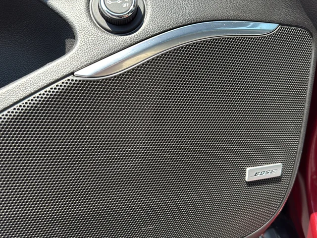 Used 2020 Red Buick Essence image 31