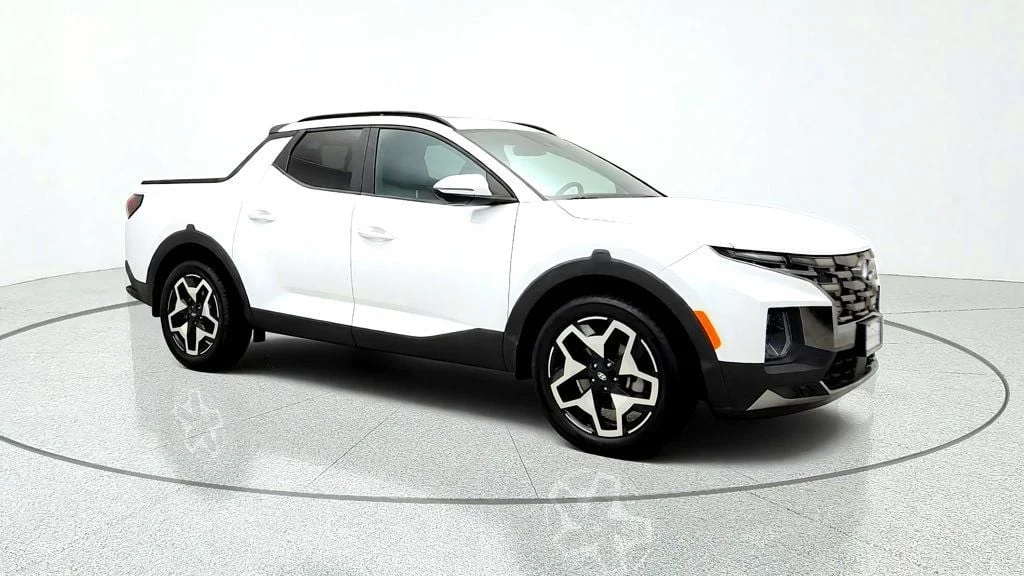 Used 2022 Ice White Hyundai Limited AWD image 3