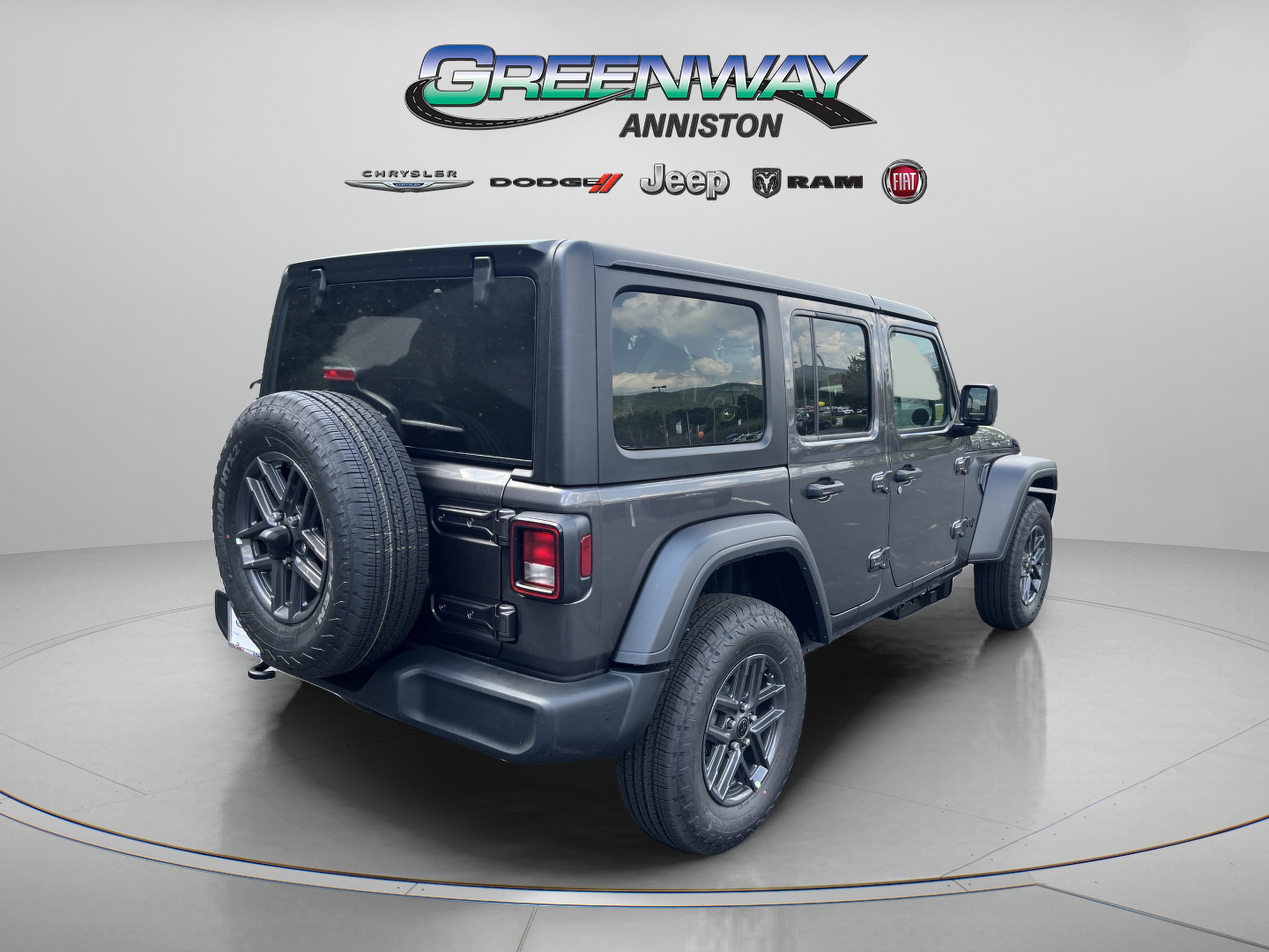 New 2026 Granite Crystal Metallic Clearcoat Jeep Sport S image 7