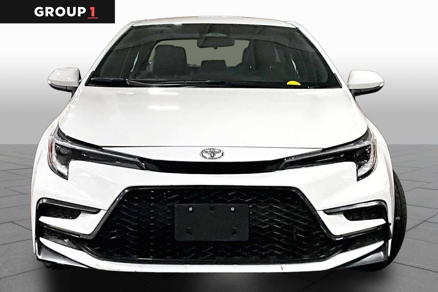 Certified Used 2023 Ice Cap Toyota SE image 4