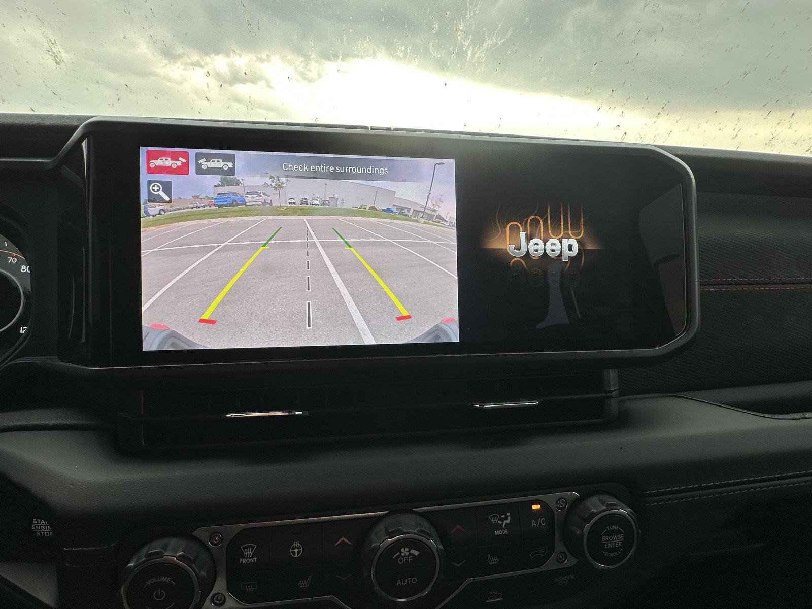 Used 2025 41 Jeep Rubicon image 12