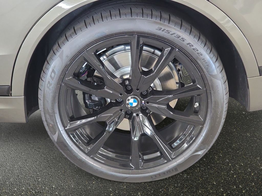 New 2027 Manhattan Green Metallic BMW xDrive40i image 16