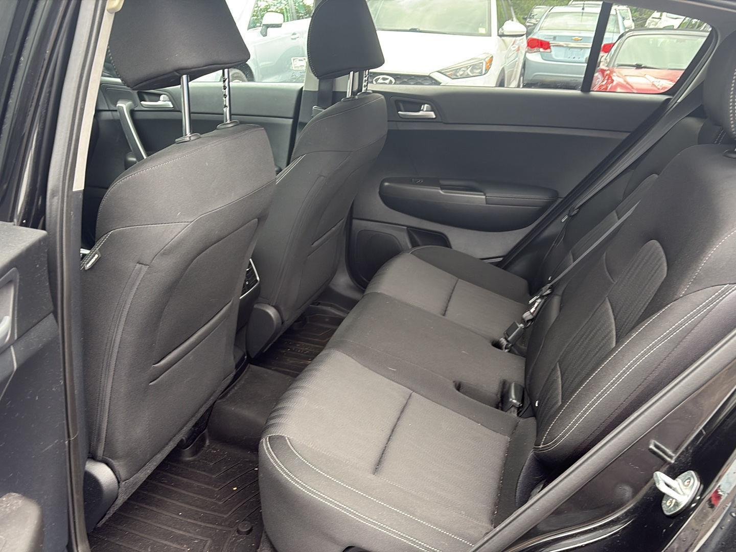 Used 2020 Black Cherry Kia  image 8