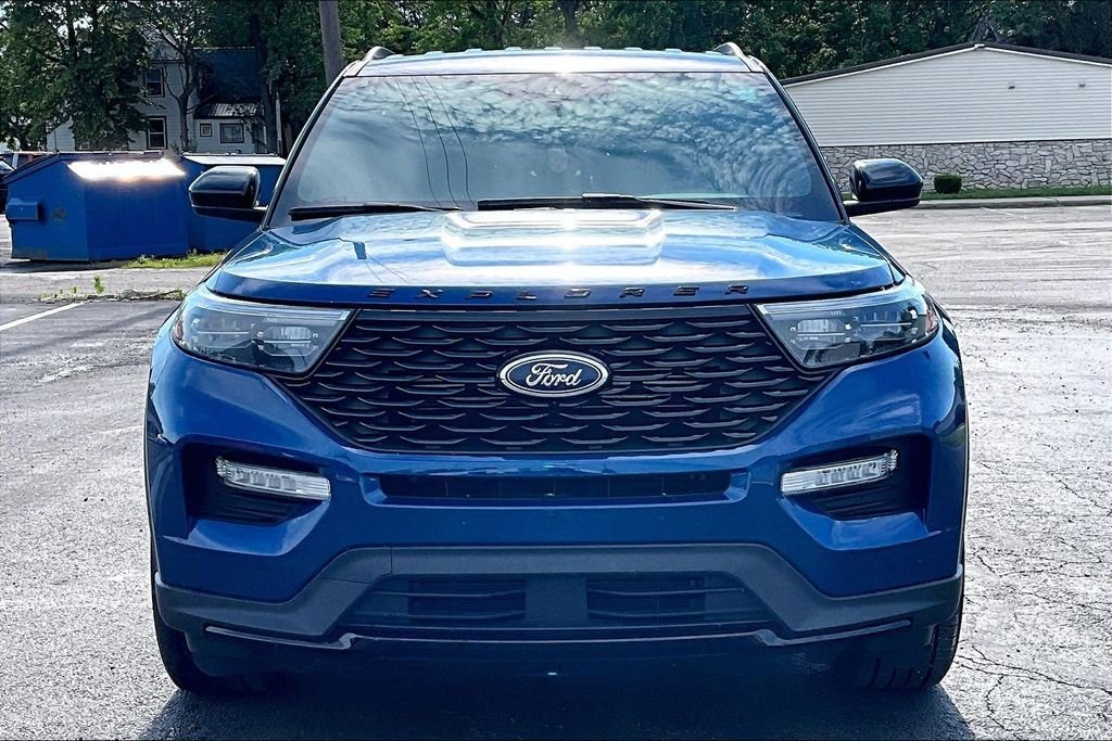 Used 2023 Atlas Blue Metallic Ford ST-Line image 7