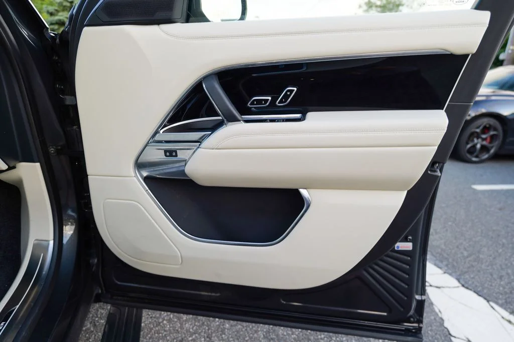 Used 2025 Gray Land Rover SE image 36