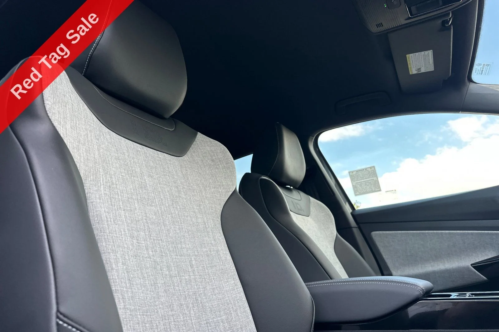 2025 Volkswagen ID.4 PRO - Photo 15