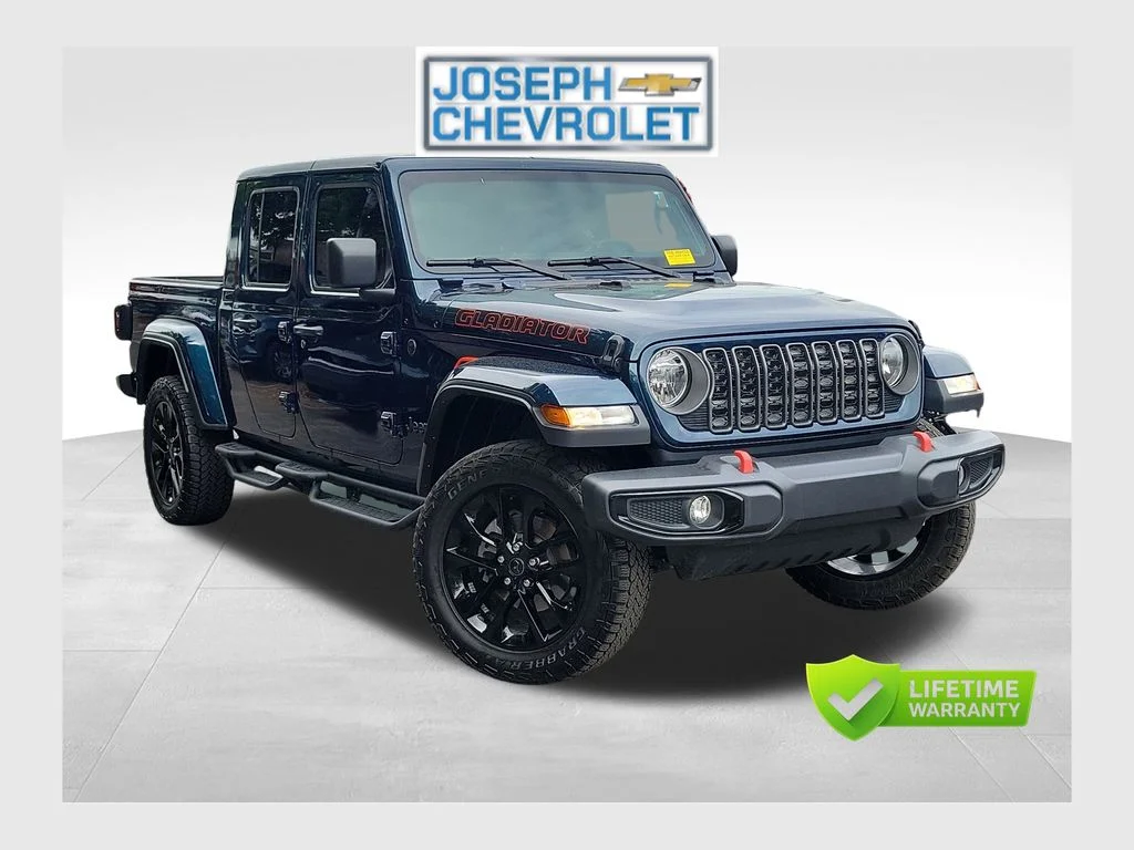 2025 Jeep Gladiator Nighthawk Auto's photo