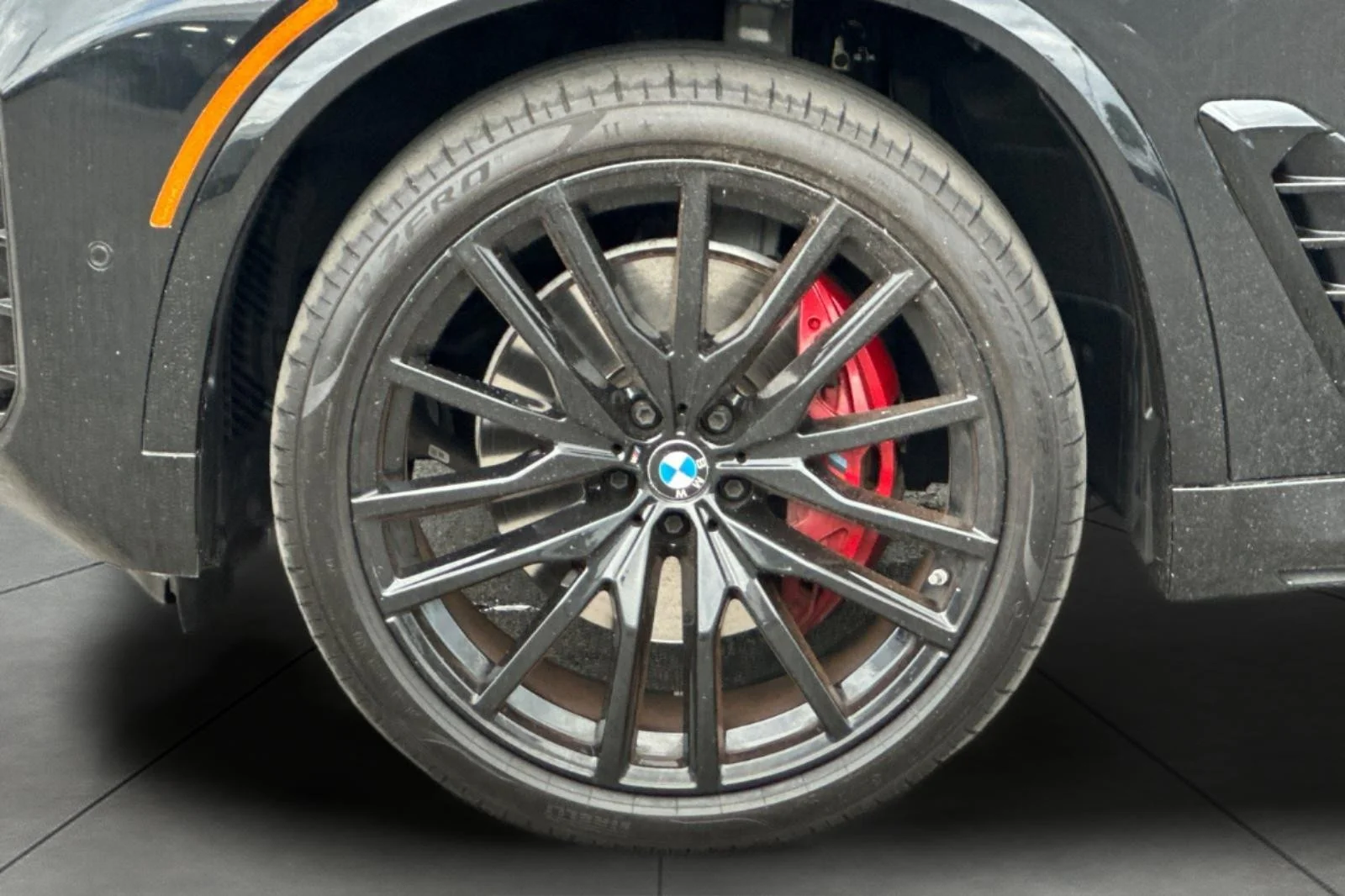 Used 2025 Black Sapphire Metallic BMW sDrive40i image 26