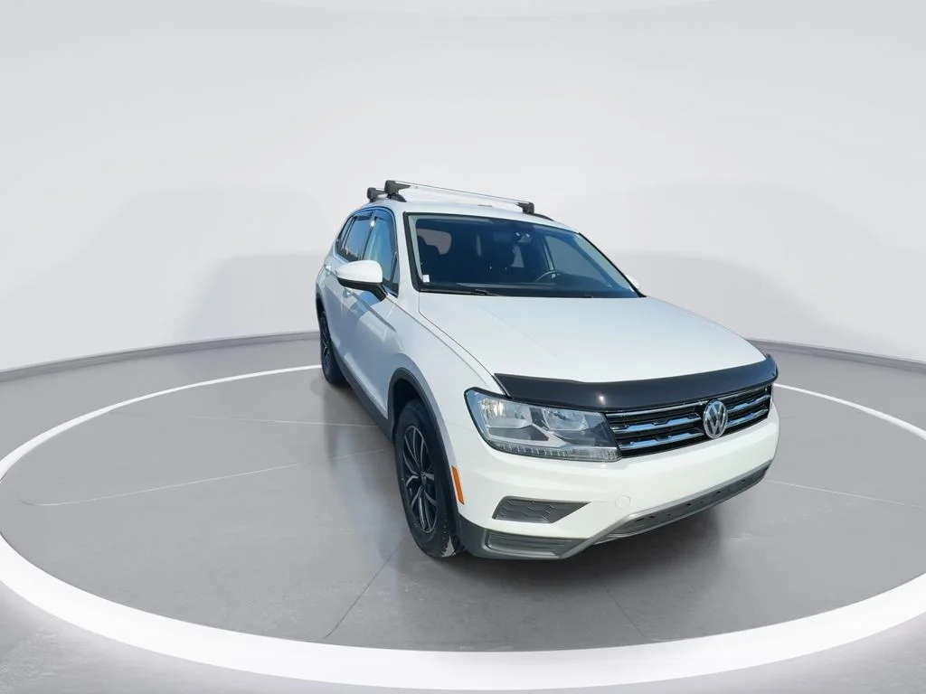 Used 2021 White Volkswagen 2.0T SE image 3