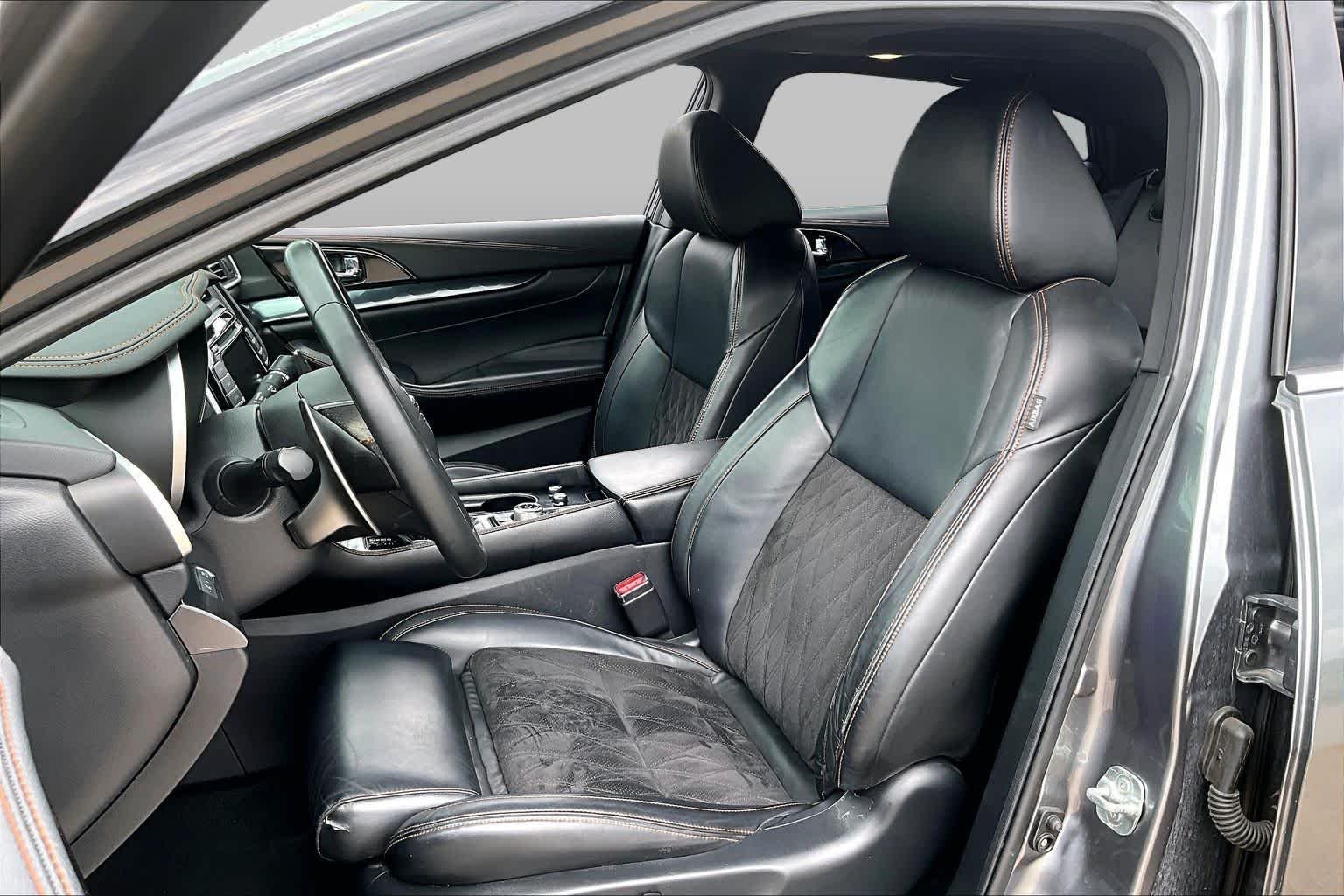 Pre-Owned 2019 Nissan Maxima SR