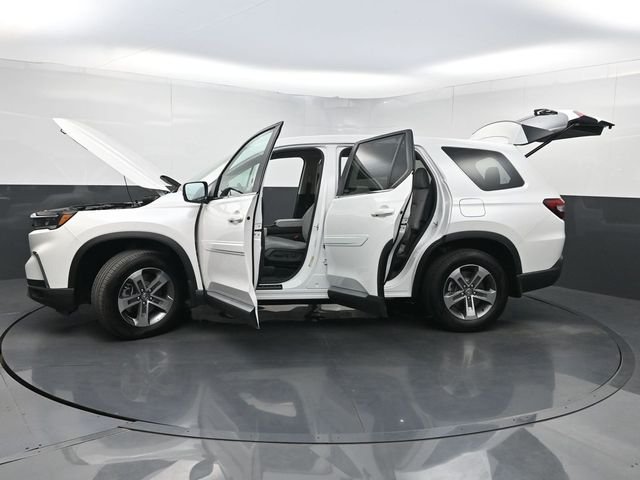 2025 Honda Pilot EX-L - Photo 42