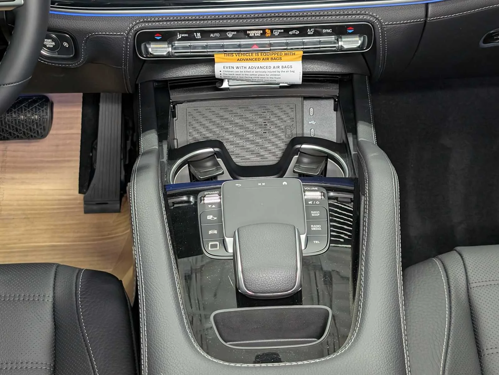New 2026 Obsidian Black Metallic Mercedes-Benz GLE 450 image 18