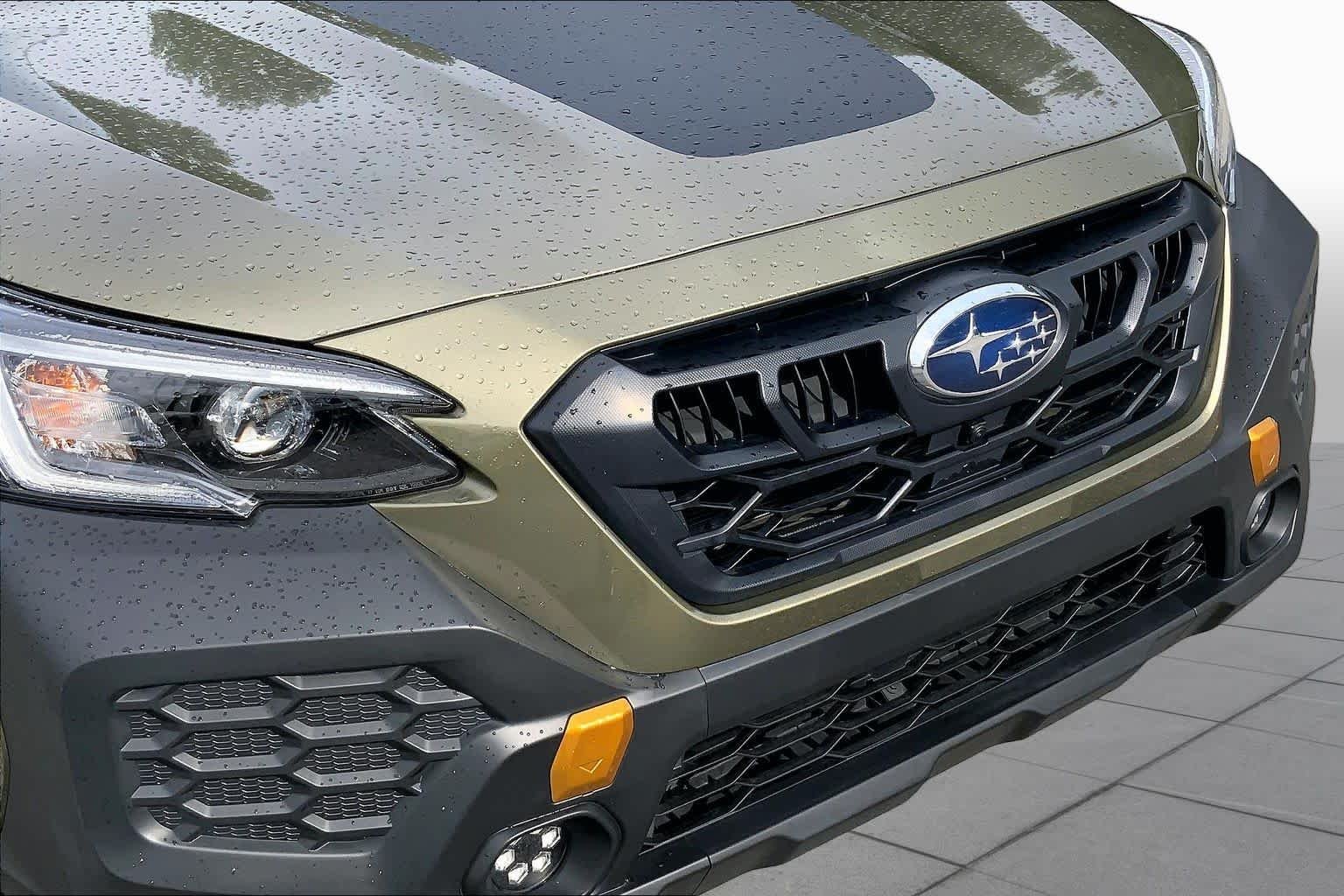 Used 2025 Autumn Green Metallic Subaru Wilderness image 29
