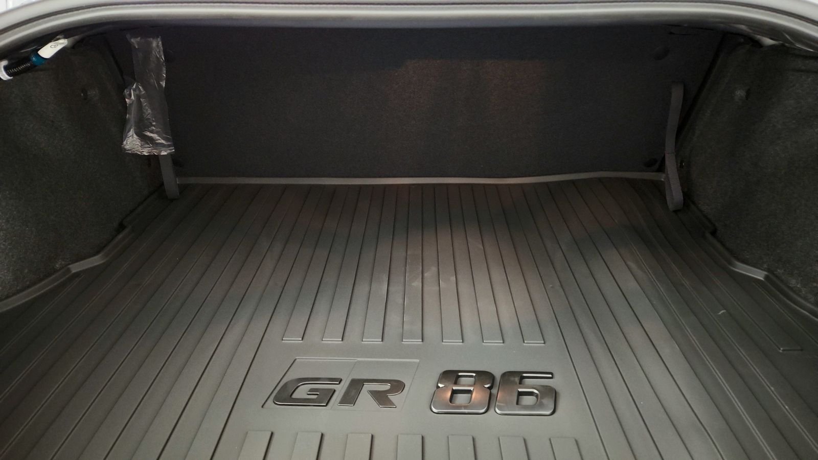Used 2026  Toyota Base image 39