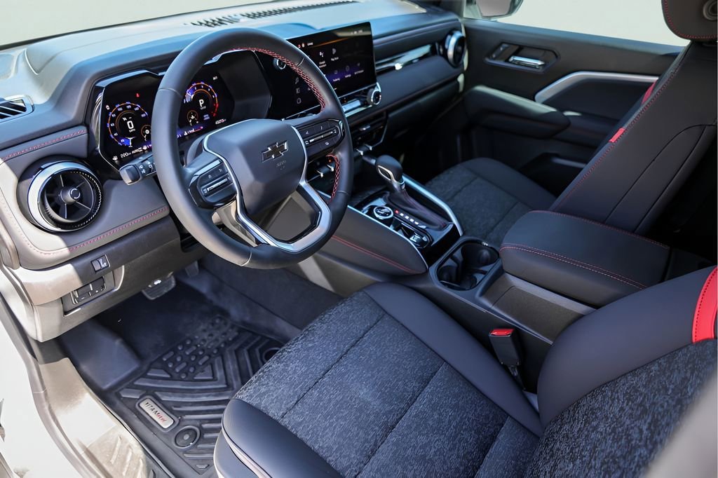 Used 2024 Summit White Chevrolet Z71 image 13