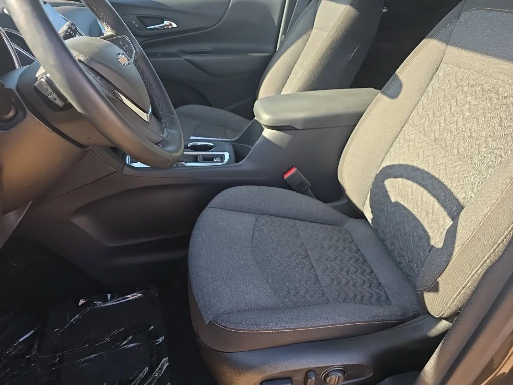 2024 Chevrolet Equinox LT - Photo 18