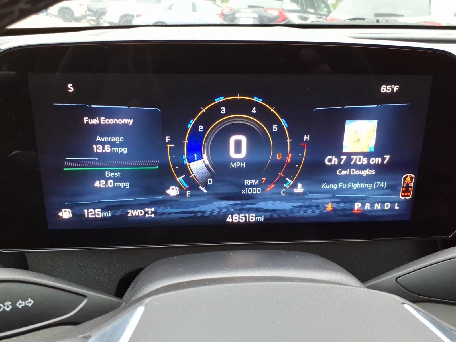 Used 2025 Summit White Chevrolet AWD LT image 12