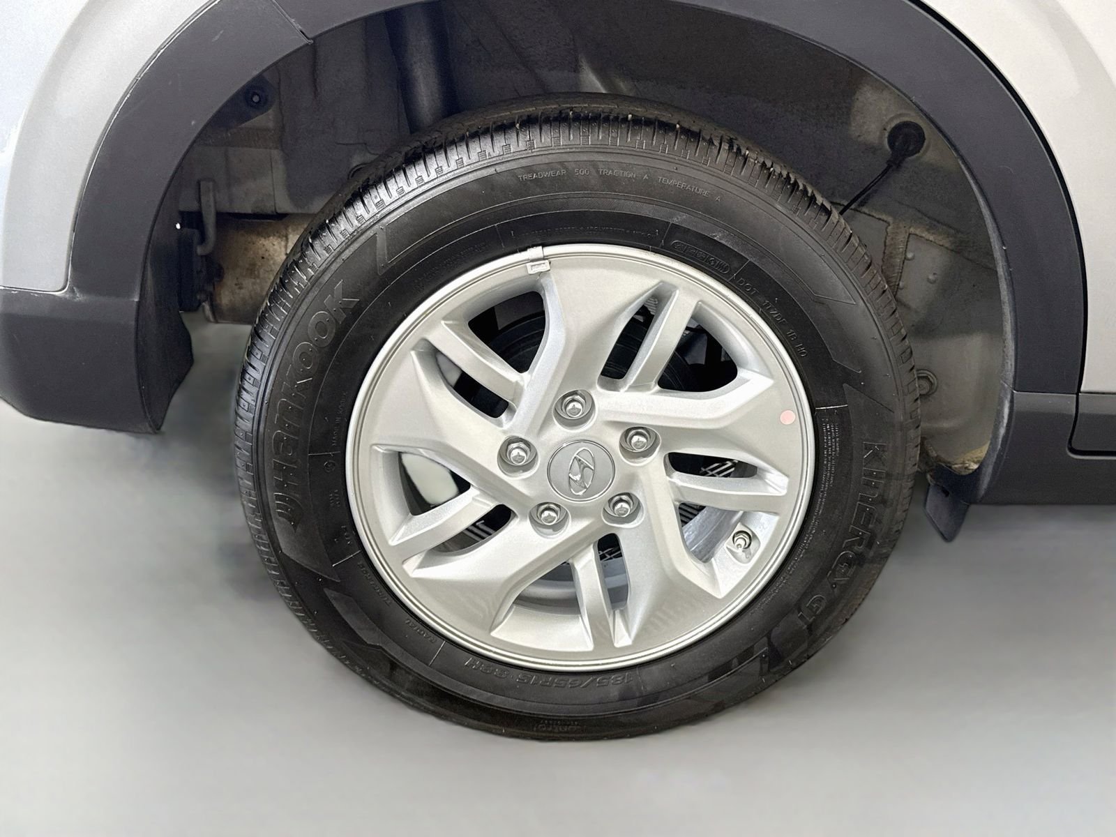 Used 2026 Silver Hyundai SE image 28