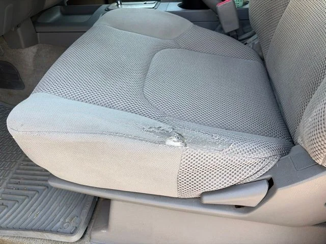 Used 2012 Silver Nissan SV image 24