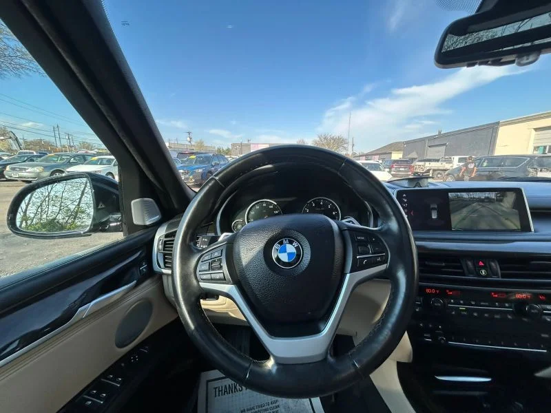 Used 2018 Blue BMW xDrive35i Sport Utility 4D image 38