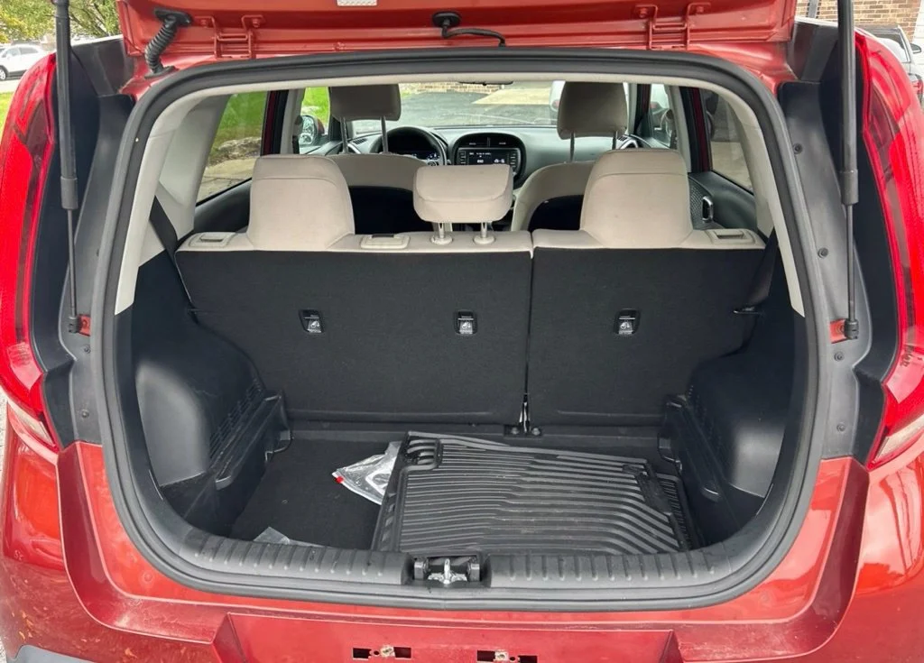 Used 2022 Orange Kia LX image 19