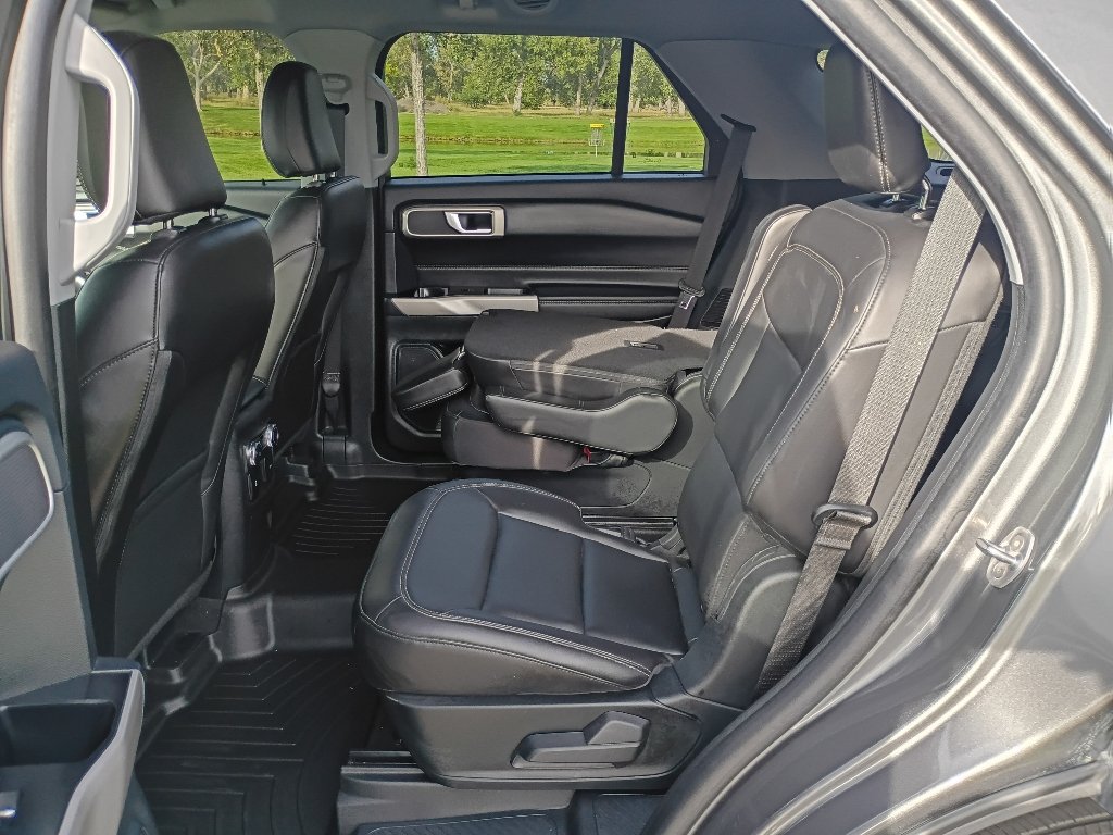 Used 2023 Carbonized Gray Metallic Ford XLT image 20