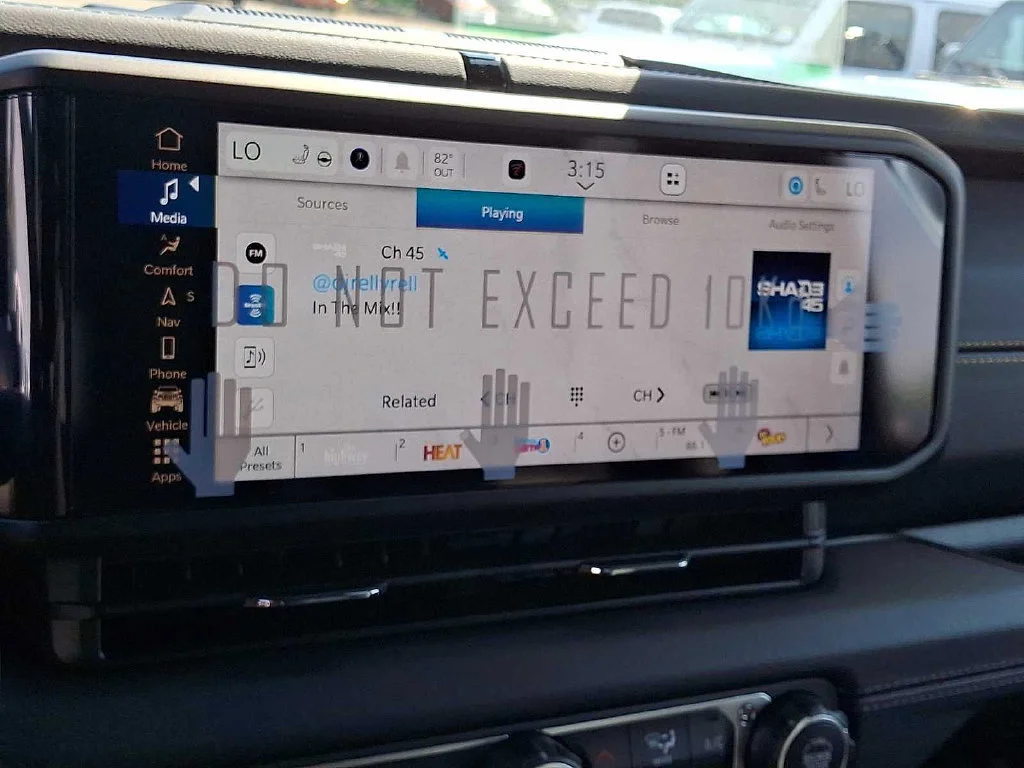 New 2027 Hydro Blue Pearlcoat Jeep Sahara image 17