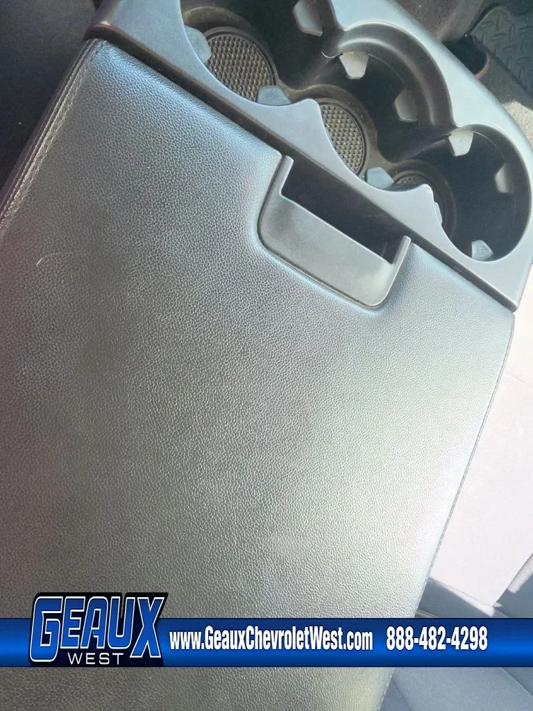 Used 2012 White Chevrolet LT image 26