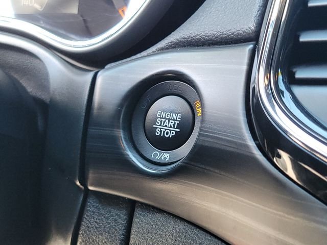 Used 2021 White Jeep Laredo X image 26