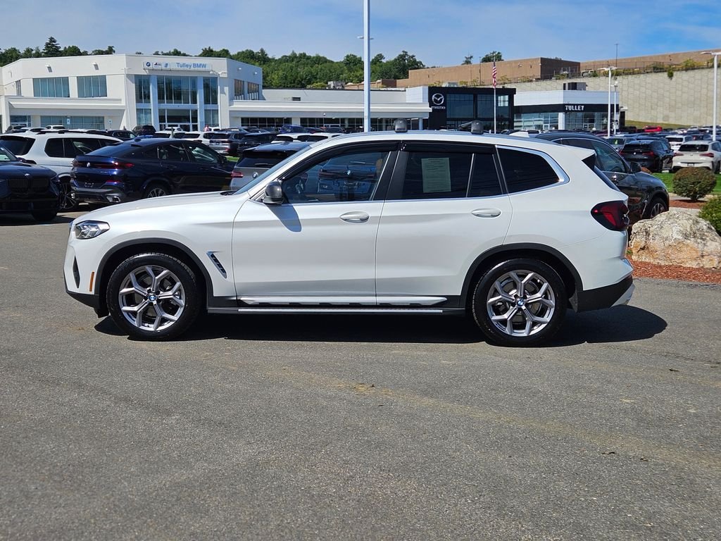 Used 2022 Mineral White Metallic BMW xDrive30i image 4