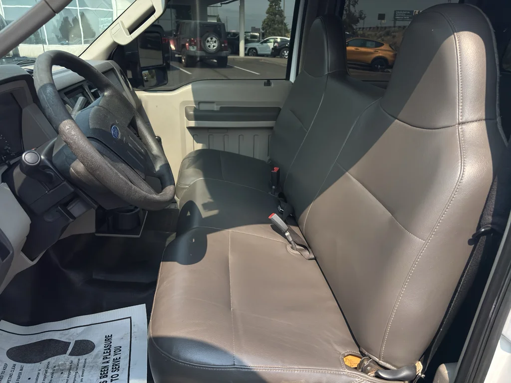 Used 2009 Oxford White Clearcoat Ford XLT image 12