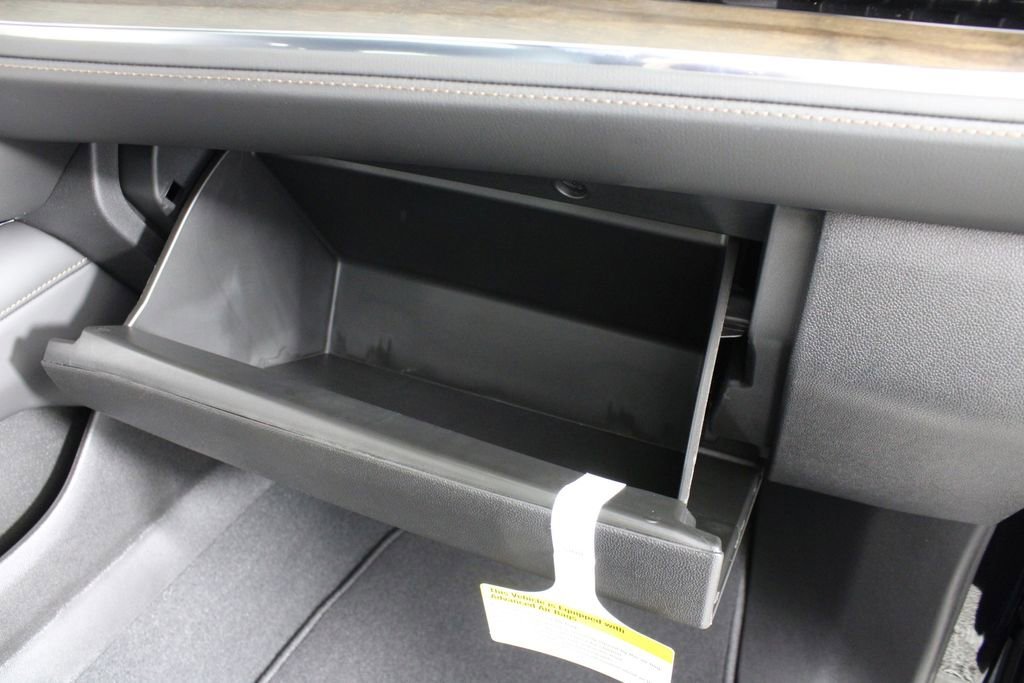 2026 Chevrolet Suburban High Country - Photo 20