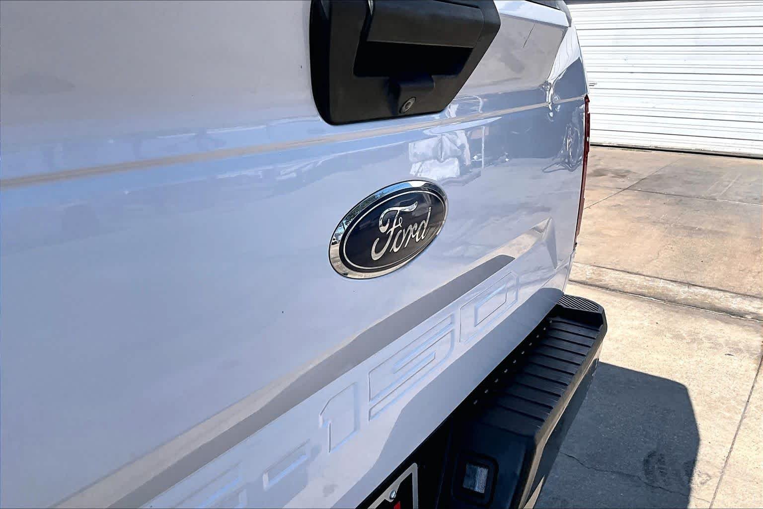 Used 2020 Oxford White Ford XL image 27