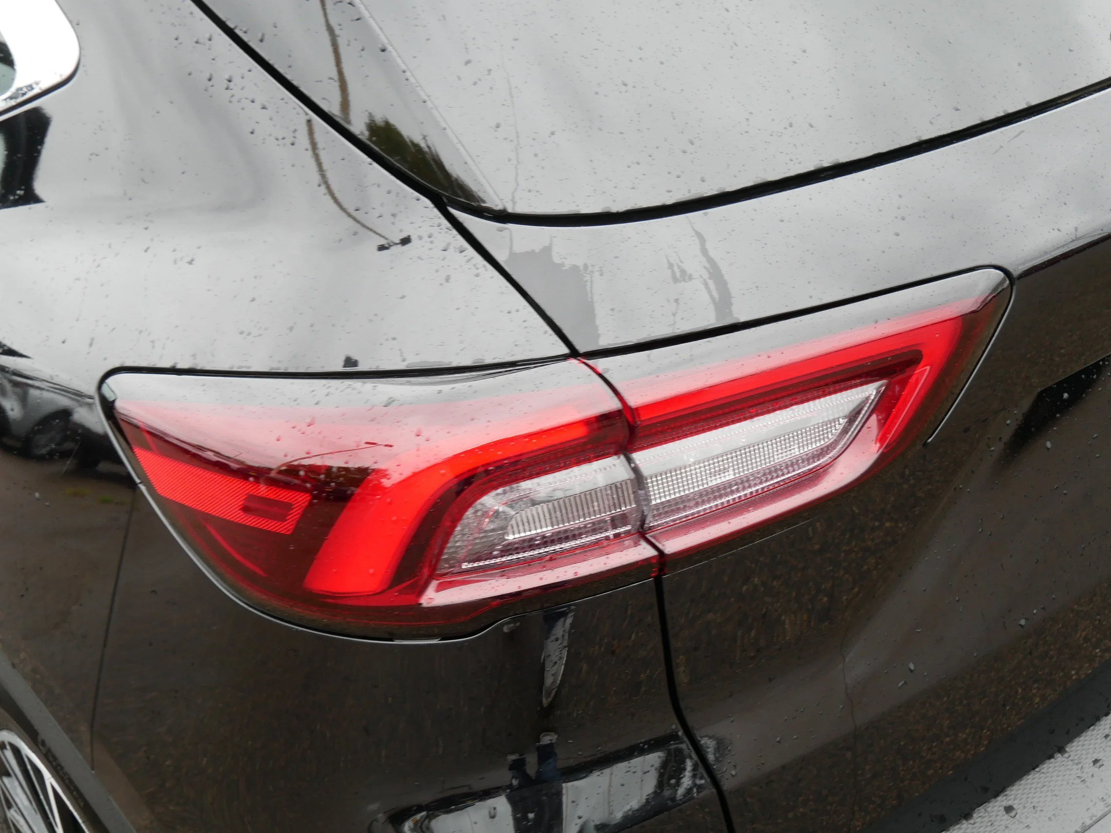 New 2025 Agate Black Metallic Ford PHEV image 17