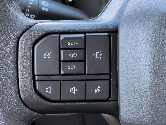 New 2026 Oxford White Ford XL image 23