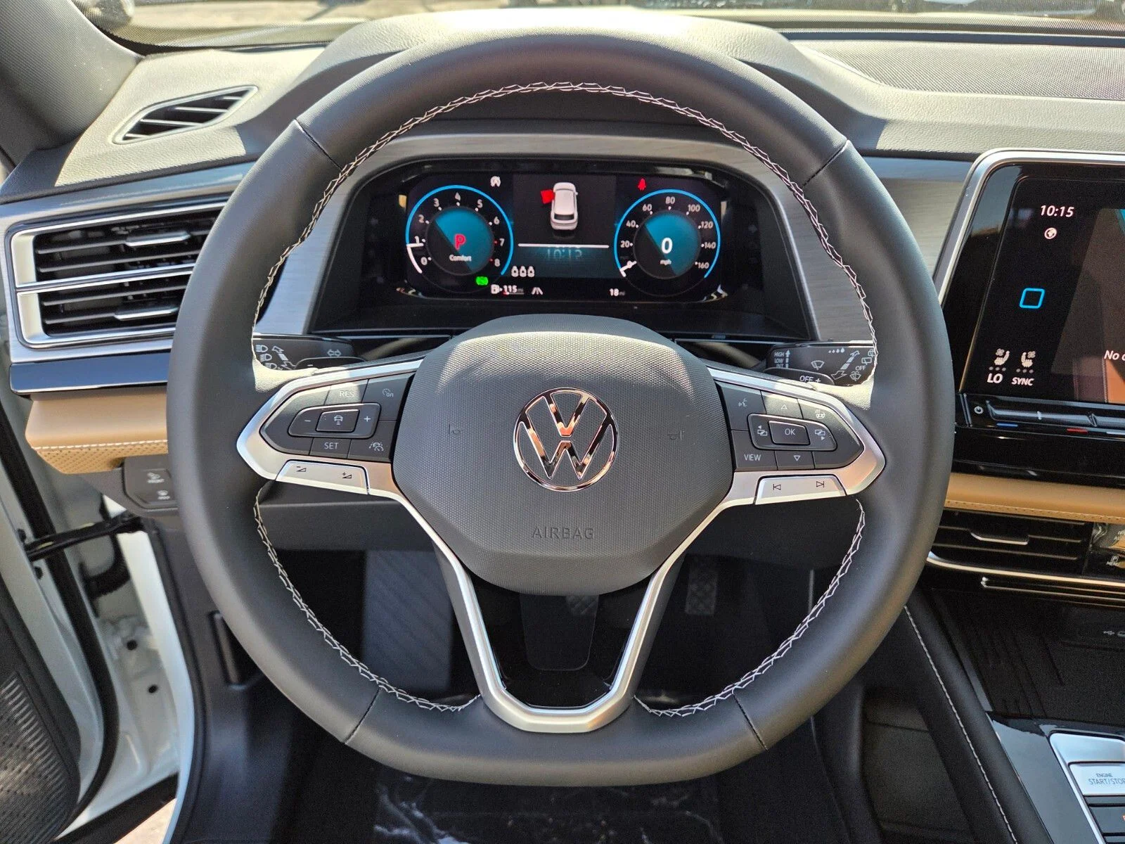 New 2026 White Volkswagen 2.0T SE w/Technology image 11