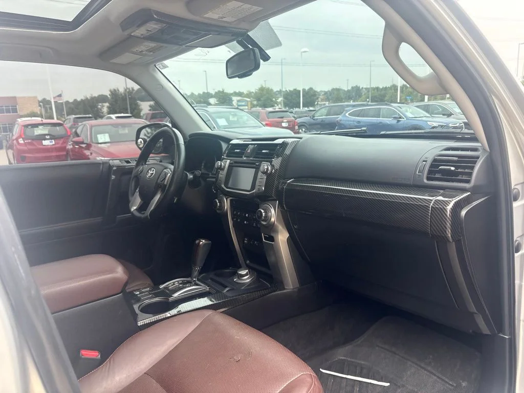 Used 2016 Silver Toyota Limited image 27