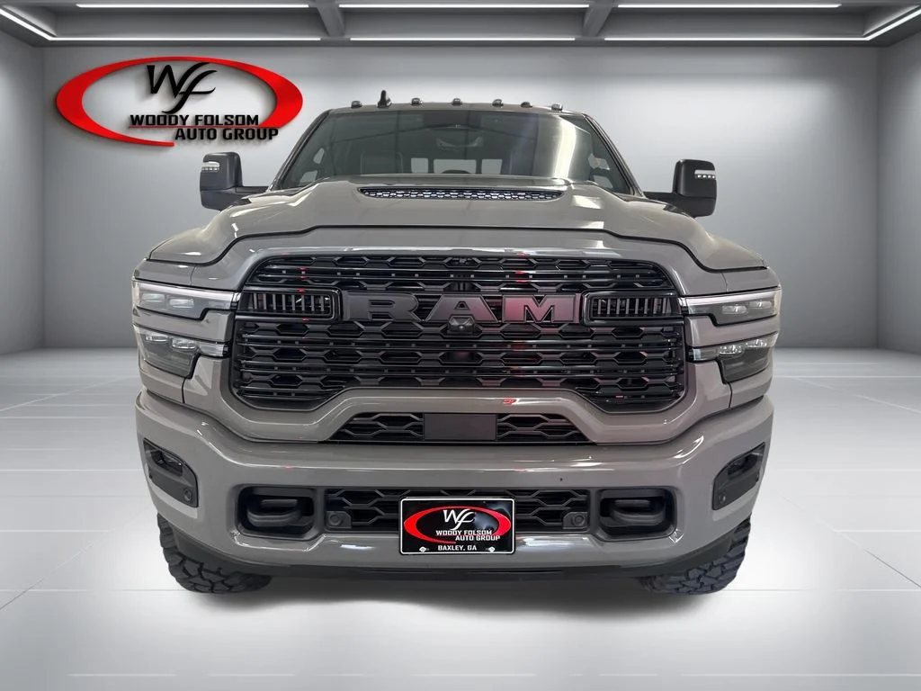 New 2027 Ceramic Gray Clear-Coat Paint RAM Limited image 2