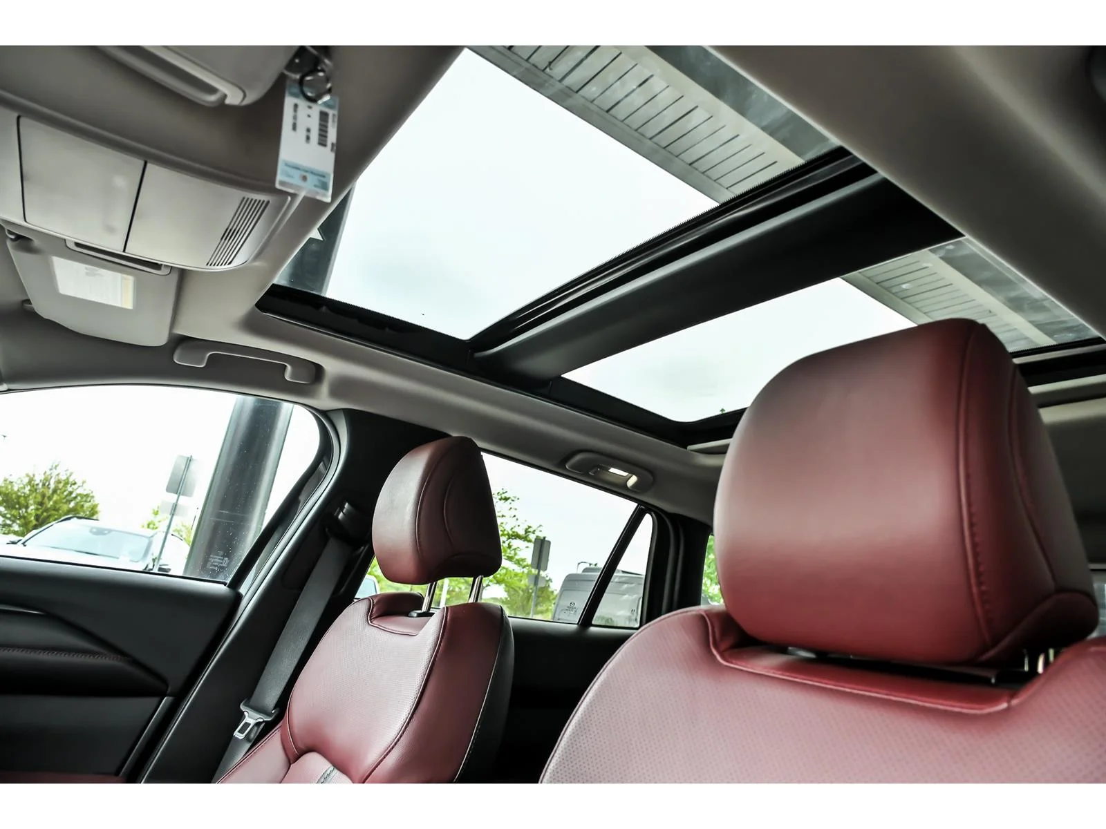 Used 2025 Gray Mazda Premium Plus image 13