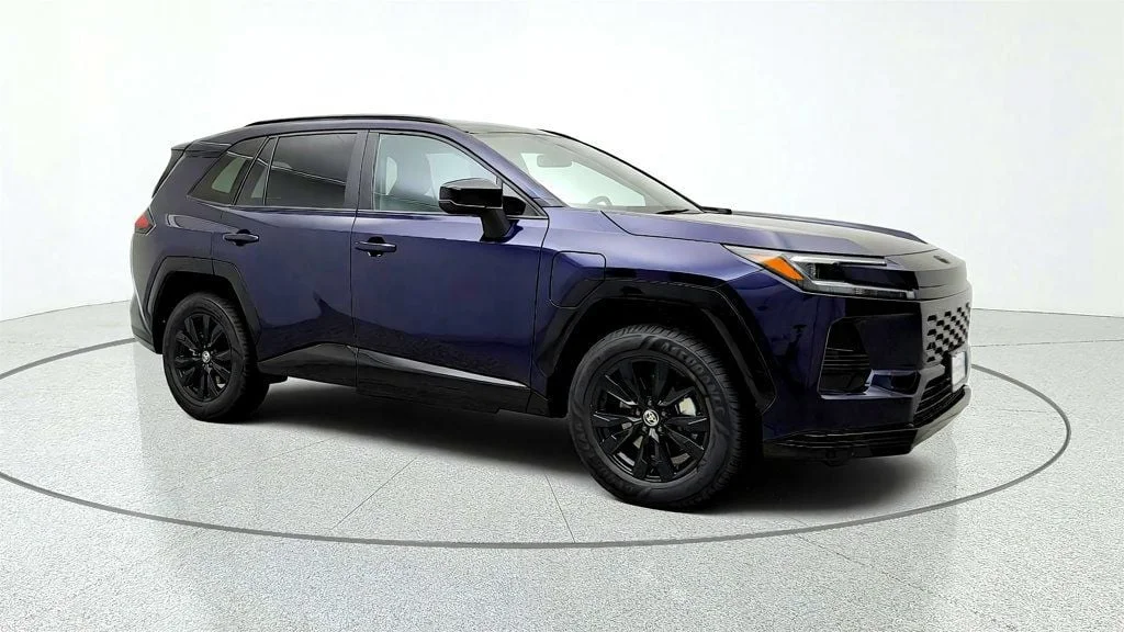 Used 2026 Blueprint Toyota SE image 3