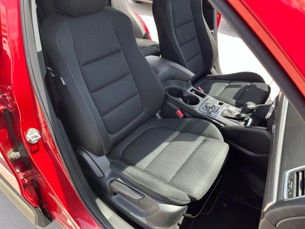 Used 2016 Red Mazda Touring image 17