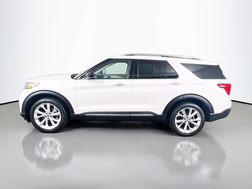 Used 2023 Star White Metallic Tri-Coat Ford Platinum image 4
