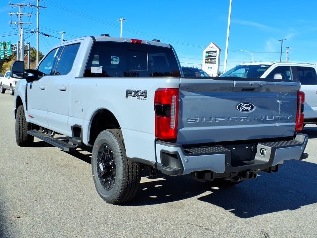 New 2027 Glacier Gray Metallic Tri-Coat Ford F-250® Lariat® image 4