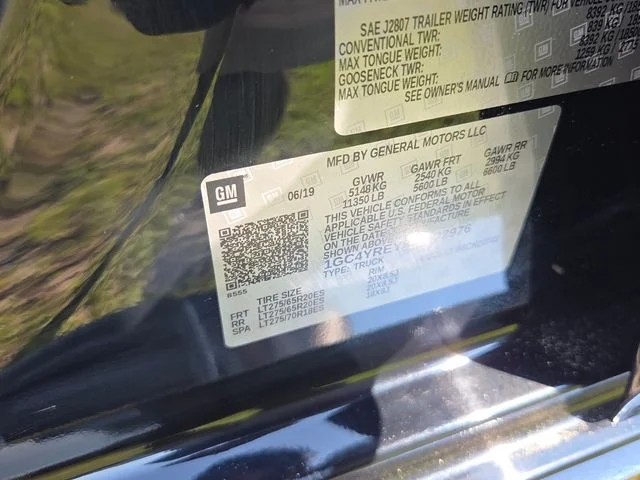 Certified Used 2020 Black Chevrolet High Country image 14