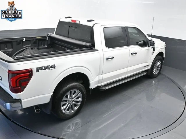 Used 2025 White Ford Lariat image 61