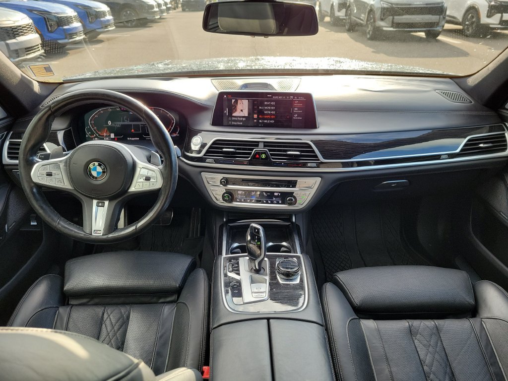Used 2020 Bemina Gray Amber Effect BMW 750i xDrive image 18
