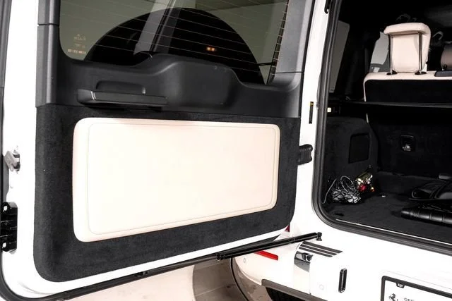 Used 2024 MANUFAKTUR Moonlight White Metallic Mercedes-Benz G 550 image 6