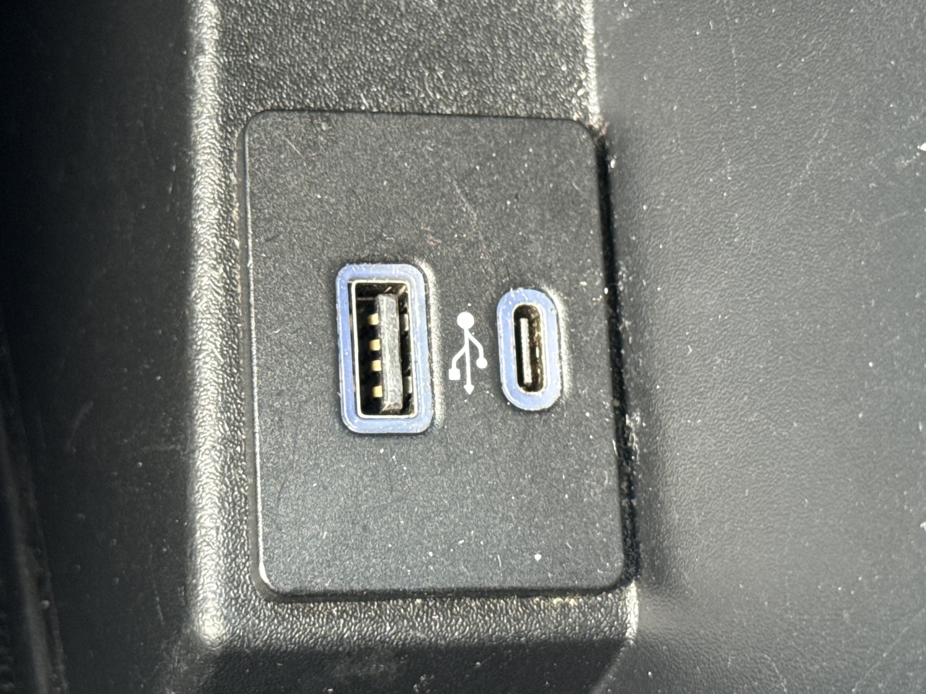 Used 2024 Carbonized Gray Metallic Ford SEL image 33