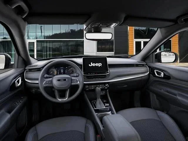 New 2026 Bright White Clearcoat Jeep Latitude image 118