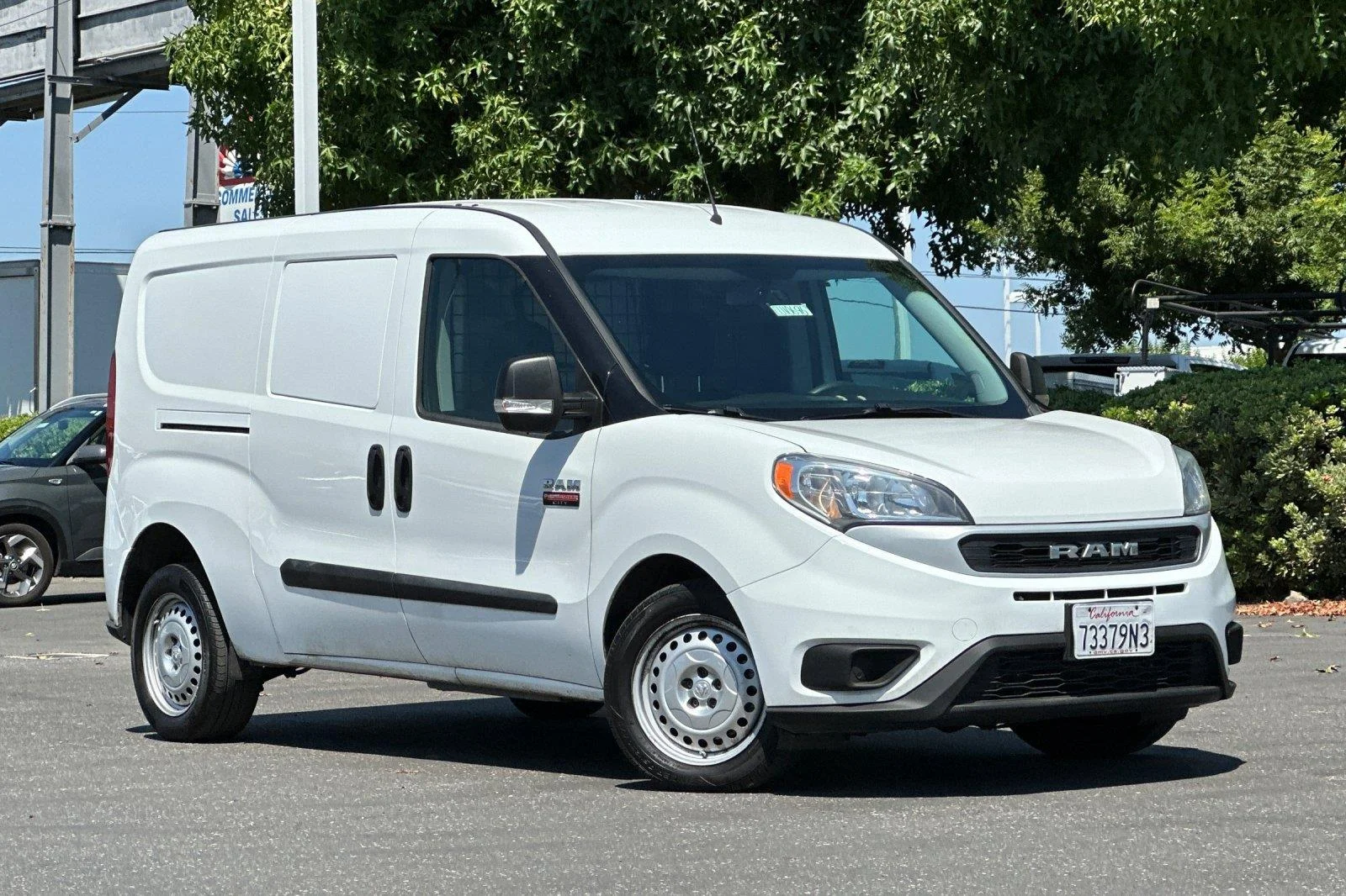Used 2022 Bright White Ram Tradesman image 1